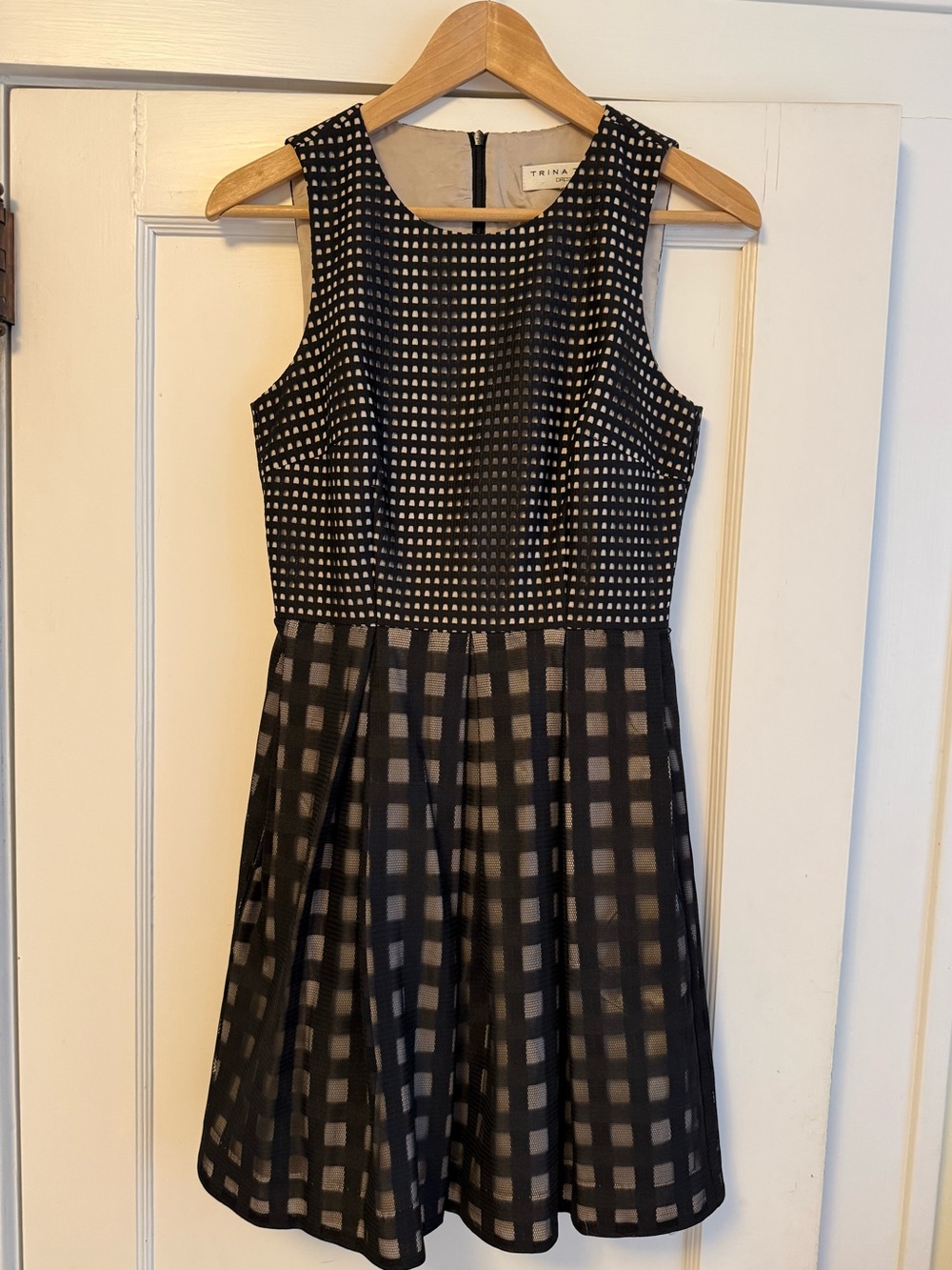 Trina Turk Black and Cream Sleeveless Fit-and-Flare Dress